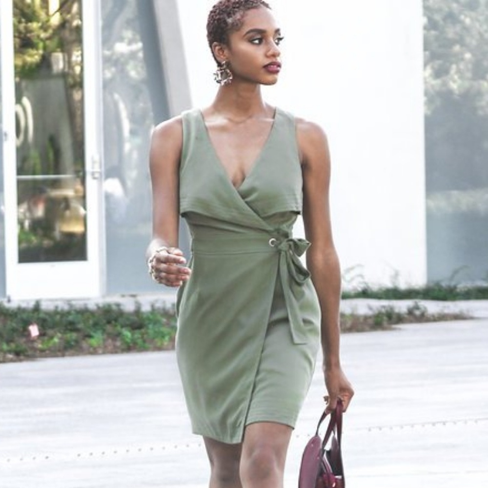 That's A Wrap | Tie Front Wrap Dress
